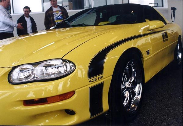 1999 John Gister Yellow.jpg