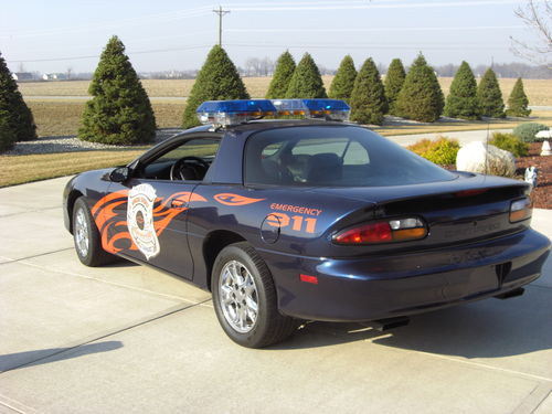 GMMG Cop (8).jpg