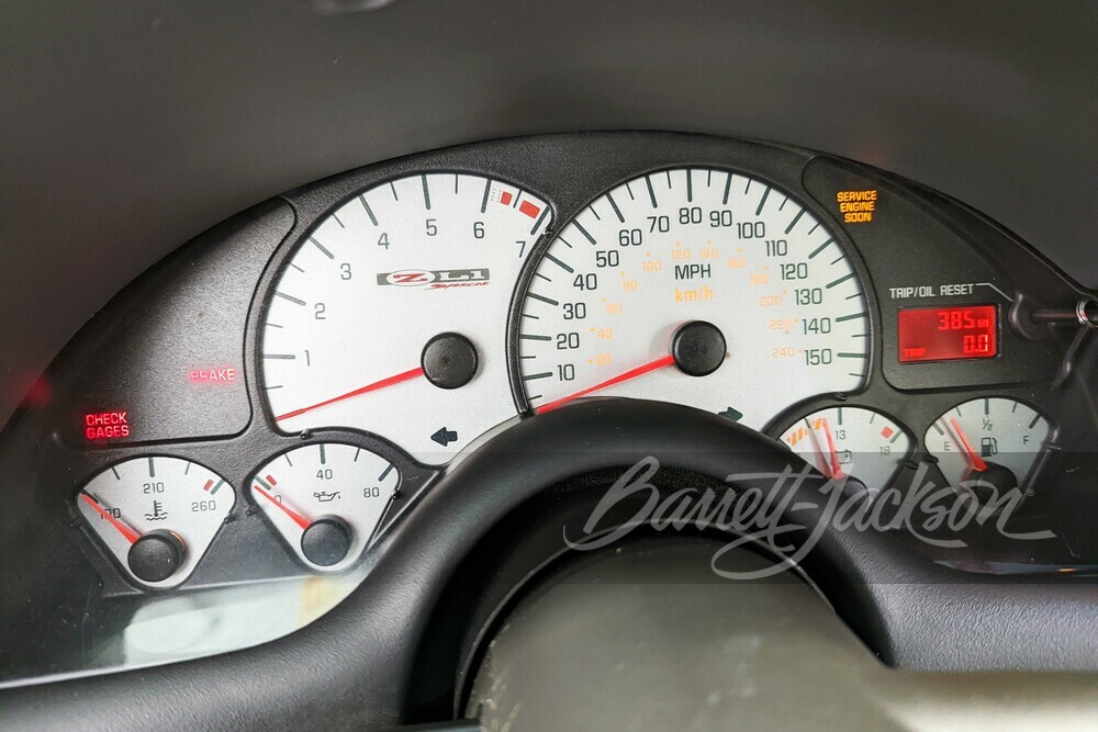 16Odo385.jpg