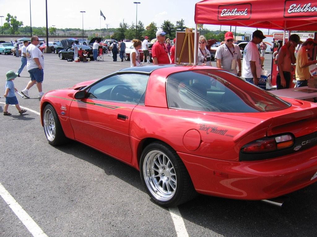 #27 DH Red Vic (18).jpg