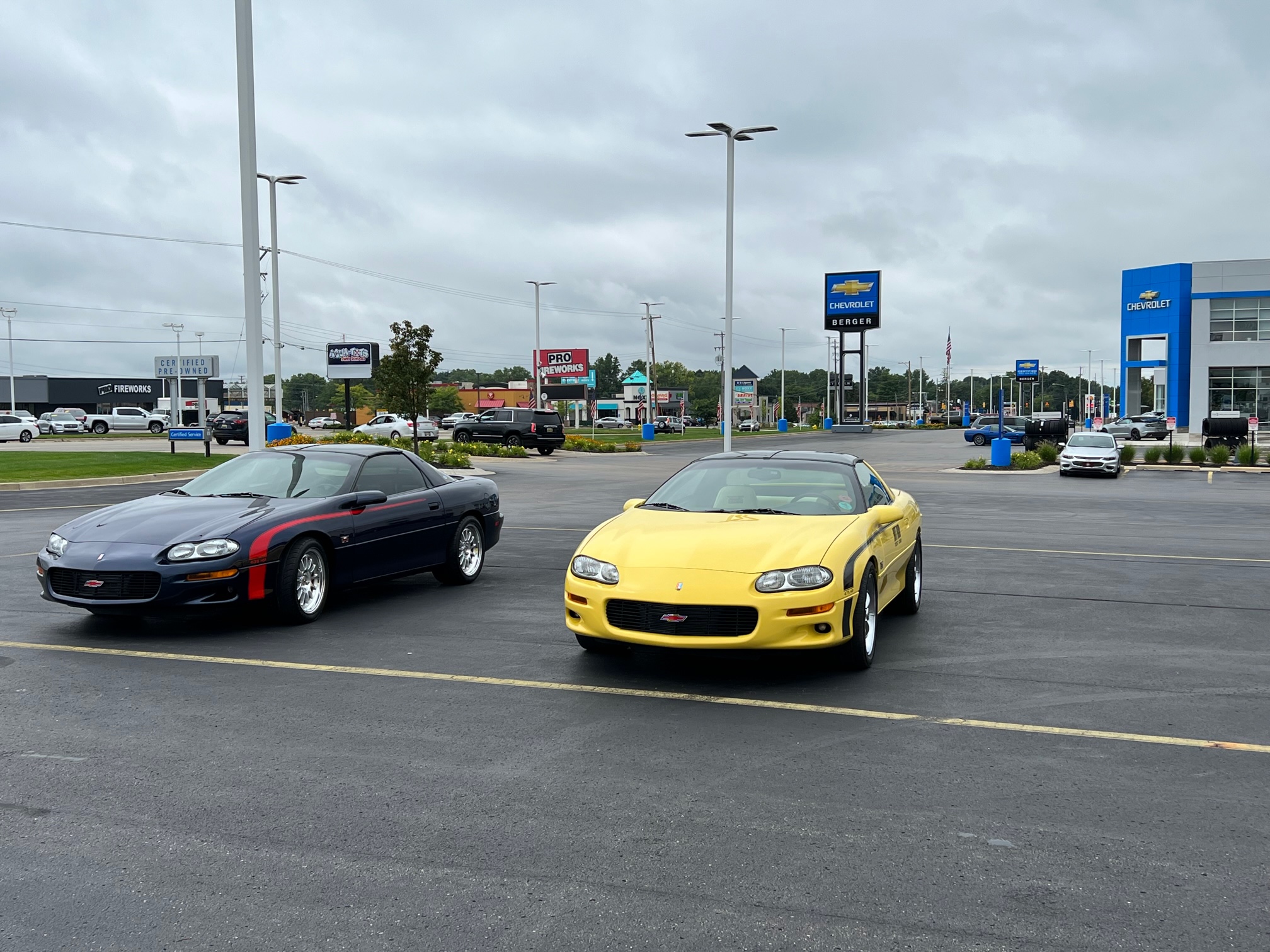 HRE 2000 HRE 1999 (1).jpg