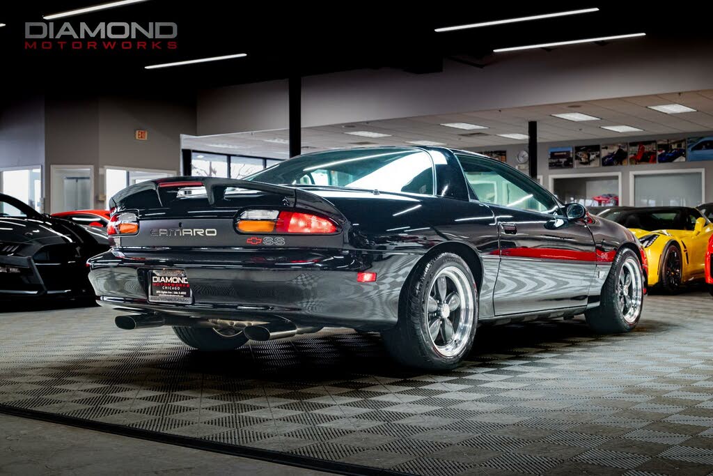 2001_chevrolet_camaro-pic-3986739291155481-1024x768.jpeg